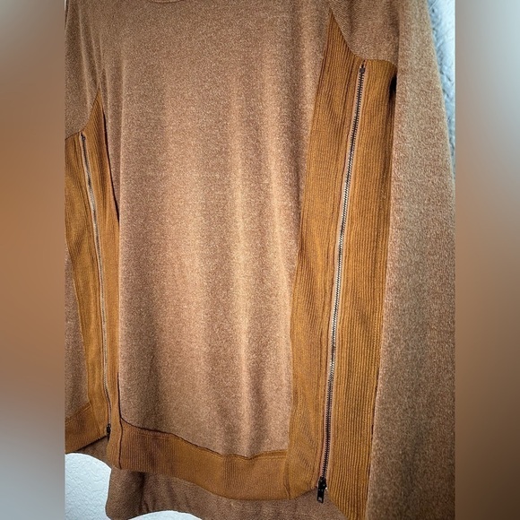 Doe & Rae Brown Sweater with Zip Up Sides - Picture 4 of 4